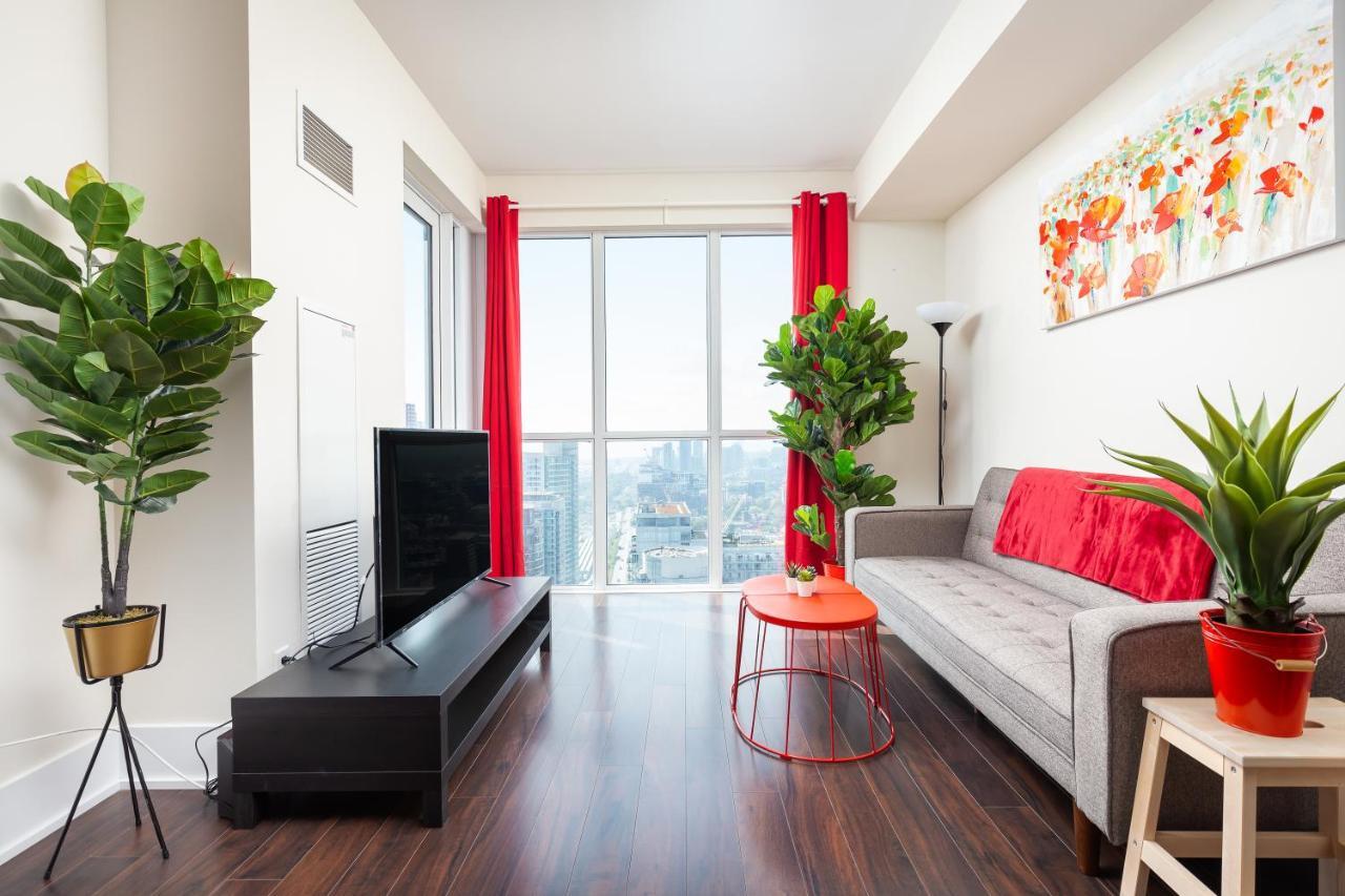 Across From The Cn Tower, Metro Toronto Convention Centre And Rogers Centre In Downtown Toronto Core 아파트 외부 사진